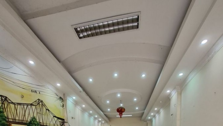 Bán nhà phố Vạn Hạnh 62m2, 7 tầng, 6.5m, 25 tỷ Long Biên. Thang máy , kinh doanh.